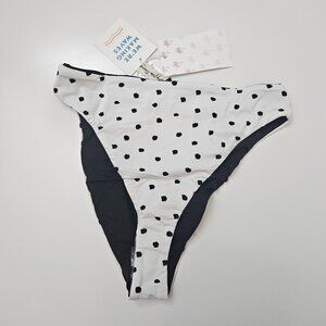 286. Dippin' Daisys reversible bikini bottom. NWT